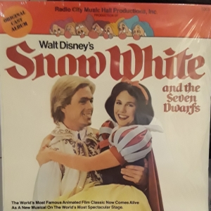 Snow White and the Seven Dwarfs 5009